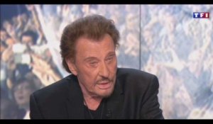 Johnny Hallyday atteint d’un cancer, il fait son grand retour sur scène aux Vieilles Canailles (Vidéo)