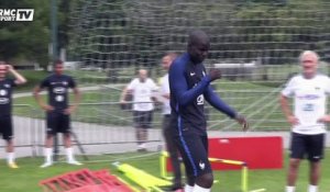 Equipe de France – L’entraînement de jeunes français aux côtés des Bleus