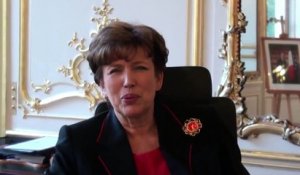 Roselyne Bachelot, nouvelle star du JT ?