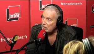 Bernard Lavilliers sur les réfugiés qui meurent en mer : "Vous avez les croisières Costa et très en-dessous les chalutiers, qui coulent, ou pas."