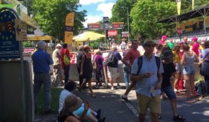 Spectateurs à l'arrivée du Tour de France 2017 à Vittel