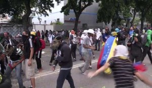 Grève générale au Venezuela, deux manifestants tués