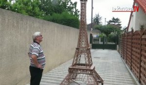 Sa Tour Eiffel miniature passionne les foules