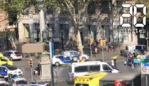 Attentat à Barcelone: Une fourgonnette blanche fonce dans la foule sur las Ramblas