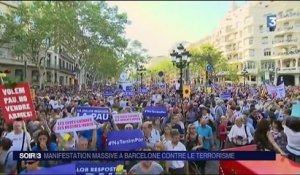 Barcelone : manifestation massive contre le terrorisme