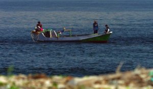 Adrénaline - Surf : Le trip surf à Sumbawa de Kyllian Guerin, Sam Piter et Willian Alliotti