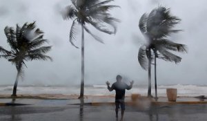Irma fait au moins 6 morts et détruit 95% de Saint-Martin