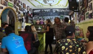 Au Mexique, l'idée originale d'un bar pour aider les sinistrés