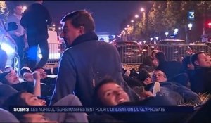 Glyphosate : opération coup de poing des agriculteurs sur les Champs-Élysées
