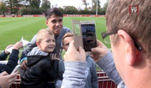 Les Dogues unis avec leurs supporters