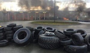 La police est arrivée au centre pénitentiaire