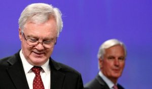 Brexit : "Pas de grands pas en avant" selon Michel Barnier
