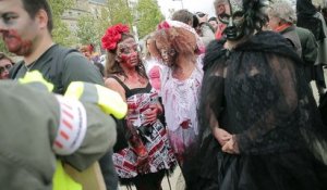 Bordeaux : défilé de la Zombie Walk 2017