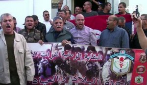 Tunisie: des policiers manifestent pour leur "protection"
