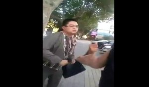 Road rage entre un homme et deux femmes en Chine