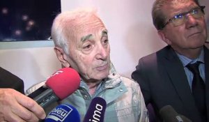 Charles Aznavour, sur les migrants: " Pourquoi ne fait-on rien ? "
