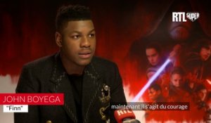 VIDÉO - "Finn est le personnage le plus humain de 'Star Wars 8'", pour John Boyega