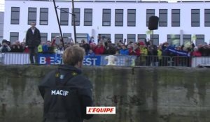 Voile - record : François Gabart met pied à terre à Brest