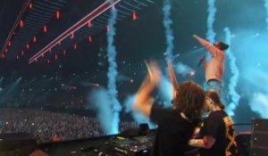 Dimitri Vegas & Like MIke - Bringing The Madness