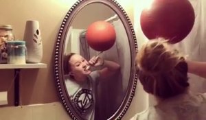 Elle se brosse les dents en tournant un ballon de basketball !