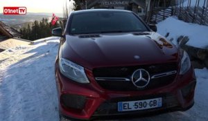 Descendre une piste de ski enneigée en SUV Mercedes… on l’a fait !
