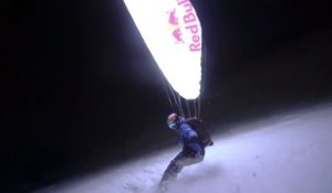 Les images incroyables d'un speed riding au dessus d'un glacier