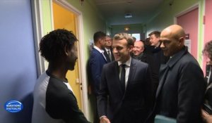 Asile et immigration : à Calais, Emmanuel Macron défend sa politique migratoire