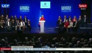 VIDEOS. "Aujourd'hui, il y a deux droites" : Valérie Pécresse huée au conseil national des Républicains