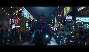 Black Panther - Extrait _ Un costume à l'épreuve des balles (VOST) [720p]