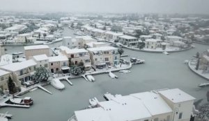 Les très belles images par drone d'Aigues-Mortes sous la neige