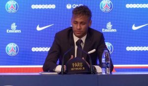 PSG : trois clans s'affrontent dans le vestiaire