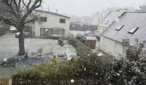 Brest. La neige retombe depuis 10h30 ce dimanche