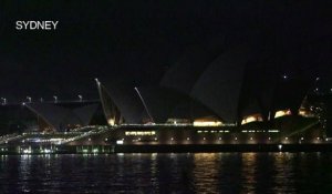 Lancement de l'"Heure pour la planète" à Sydney et Singapour