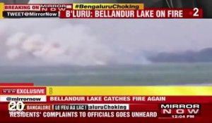 Inde : quand le lac de Bangalore prend feu