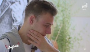Jordan fond en larmes pour son départ (Les Anges 10) - ZAPPING PEOPLE DU 05/04/2018