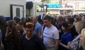 Russie: Navalny et ses partisans interpellés