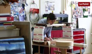 Les artisans du Mobilier national : la tapissière d'ameublement