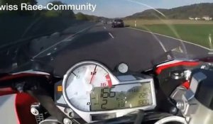 Ce motard monte à 300 kmh et se fait trahir par sa vidéo sur Facebook !