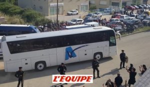 le bus du Havre escorté et sifflé - Foot - L2 - Prébarrage
