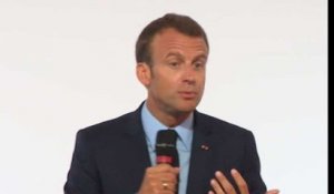 Emmanuel Macron ne veut pas d'un plan banlieue de "2 mâles blancs ne vivant pas dans ces quartiers"
