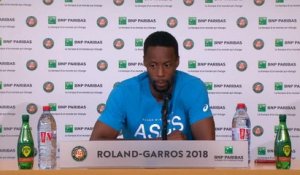 Roland-Garros - Monfils : "Pas la tête au tennis"