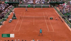Roland-Garros : Le coup droit foudroyant de Bolelli