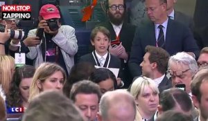 La porte-parole de la Maison Blanche émue par la question d'un petit garçon (vidéo)