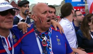 Moscou parle français : les supporters des Bleus mettent l'ambiance place Rouge