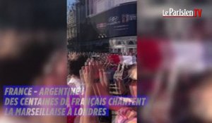 France - Argentine : les Français de Londres chantent la Marseillaise à Piccadilly