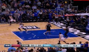 Play of the Day: Danny Green