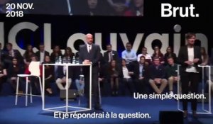 Emmanuel Macron vivement pris à partie par un étudiant belge