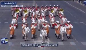 14-Juillet: ils sont les seuls à défiler à leur cadence, ce sont les pionniers de la Légion étrangère
