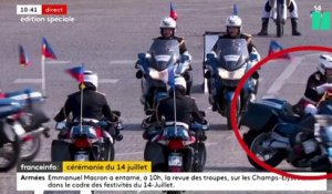 Deux motards de la Garde républicaine chutent durant le défile du 14 Juillet