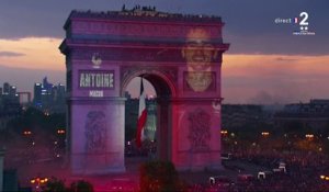 "C'est en France qu'on l'a gagnée" : l'arc de Triomphe s'illumine aux couleurs des Bleus pour célébrer la Coupe du monde